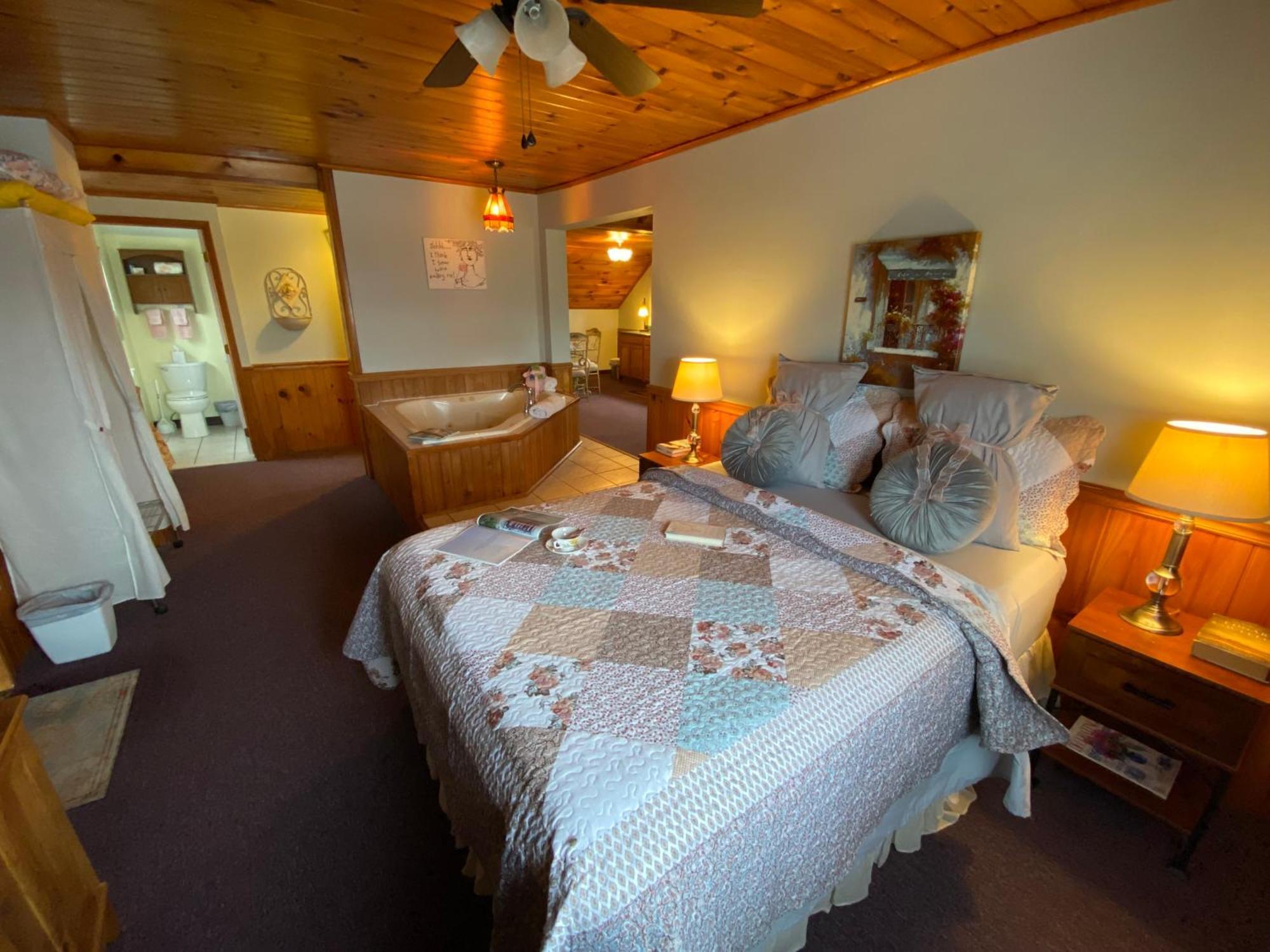 Savannah House Wine Country Inn & Cottages Himrod Экстерьер фото