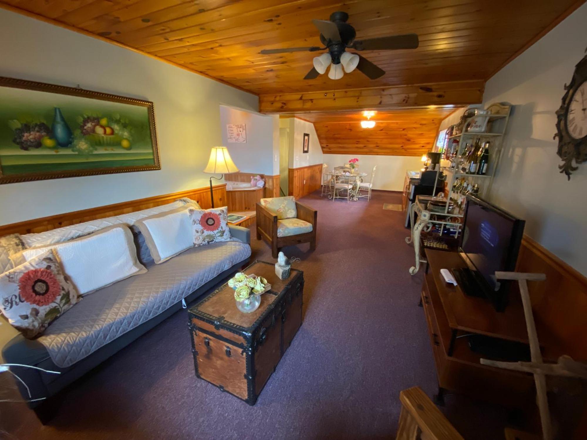 Savannah House Wine Country Inn & Cottages Himrod Экстерьер фото