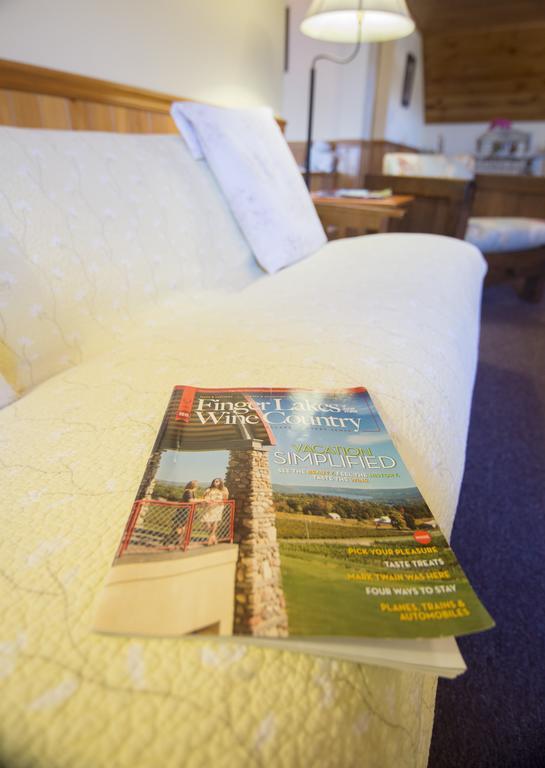 Savannah House Wine Country Inn & Cottages Himrod Номер фото