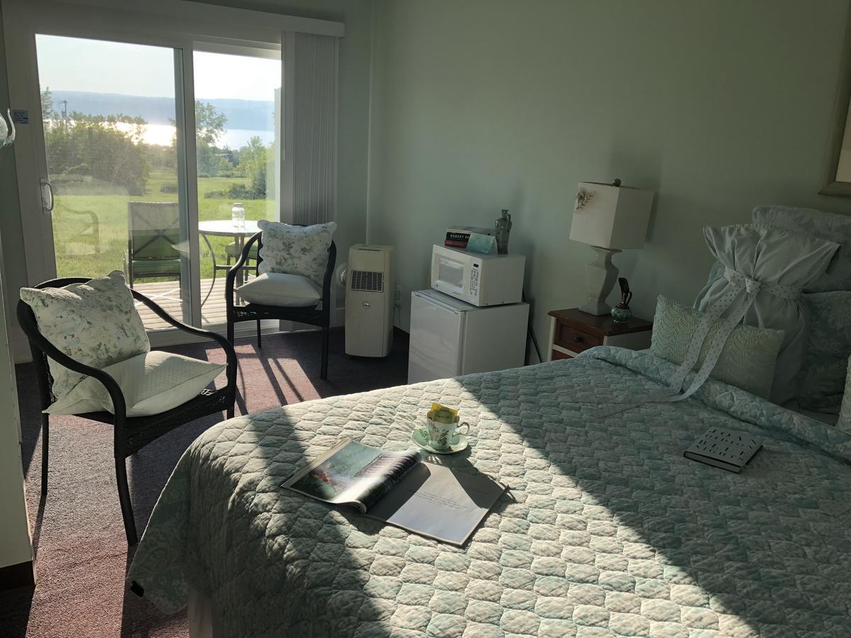 Savannah House Wine Country Inn & Cottages Himrod Экстерьер фото
