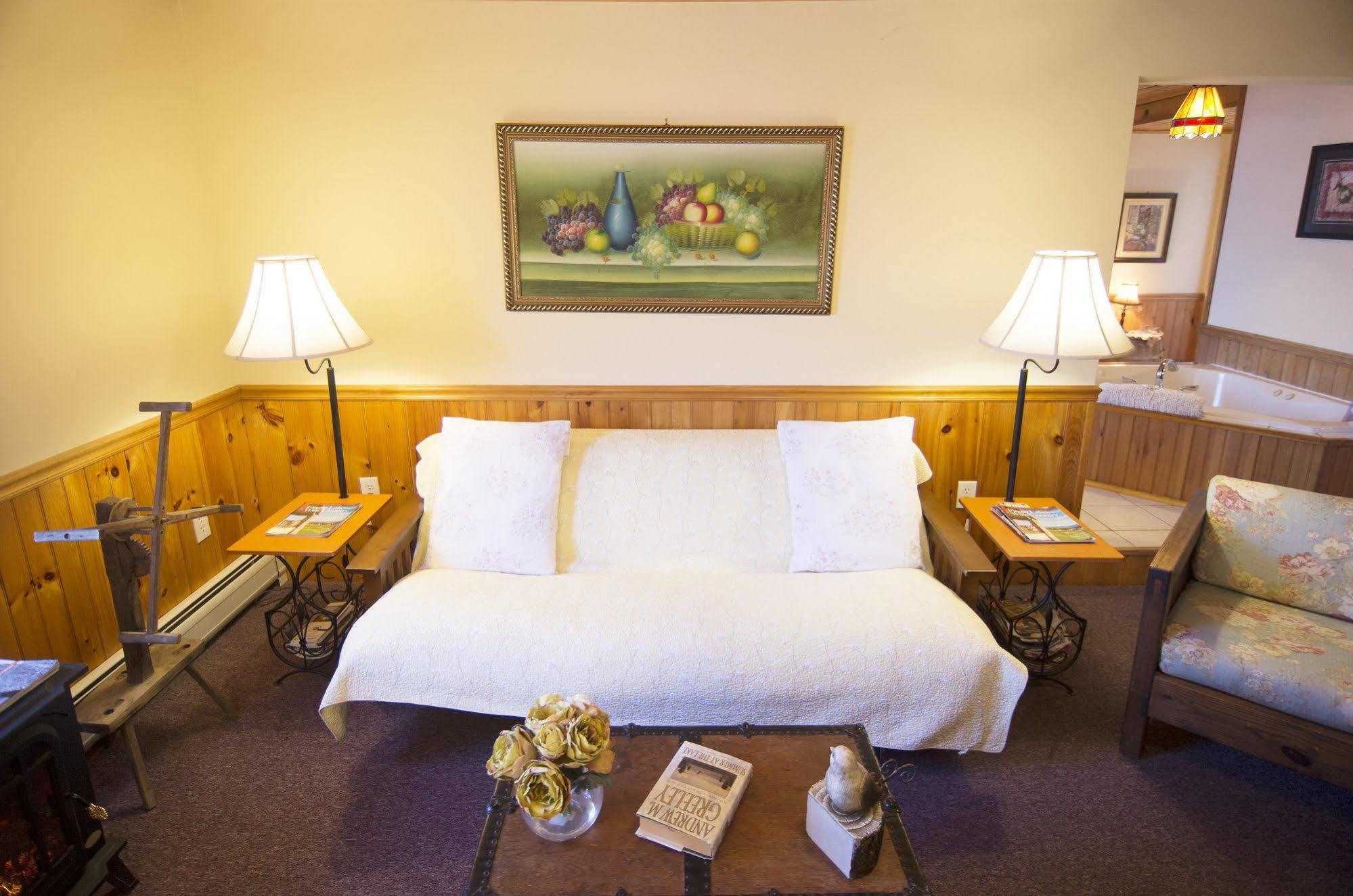 Savannah House Wine Country Inn & Cottages Himrod Экстерьер фото