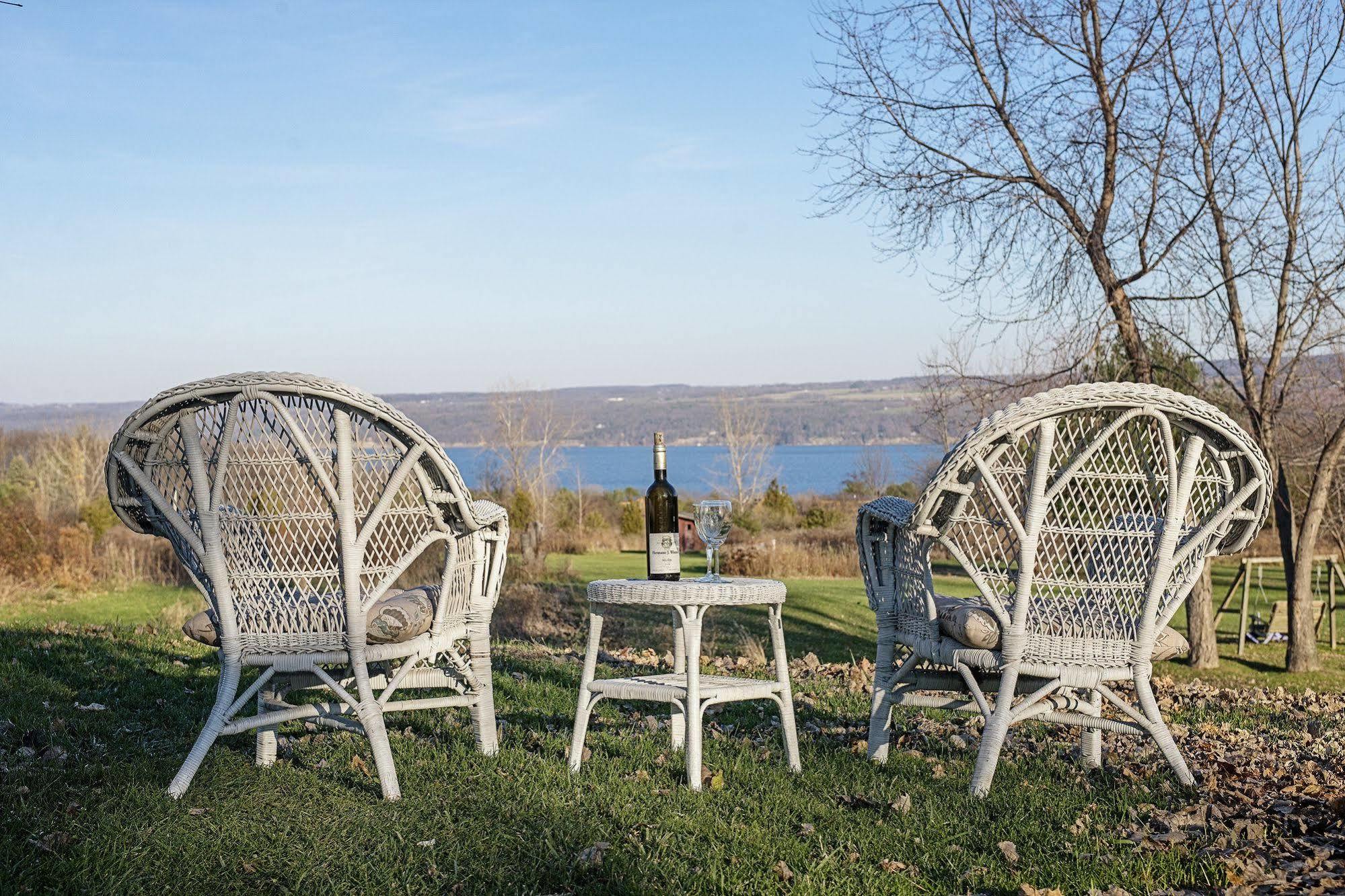Savannah House Wine Country Inn & Cottages Himrod Экстерьер фото